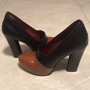 Marc by Marc Jacobs block pumps size 39